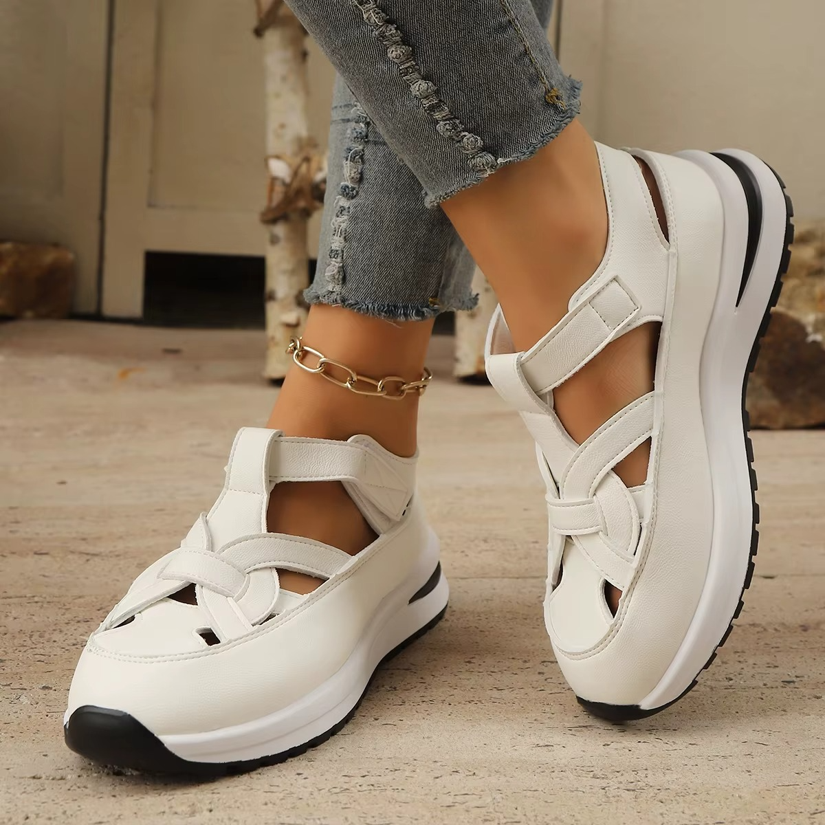 Aveta Orthopedic Sandal