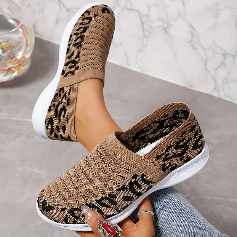 Savanna Orthopedic Sneakers