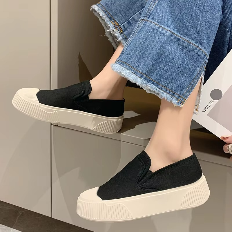 Gaia Orthopedic Shoe