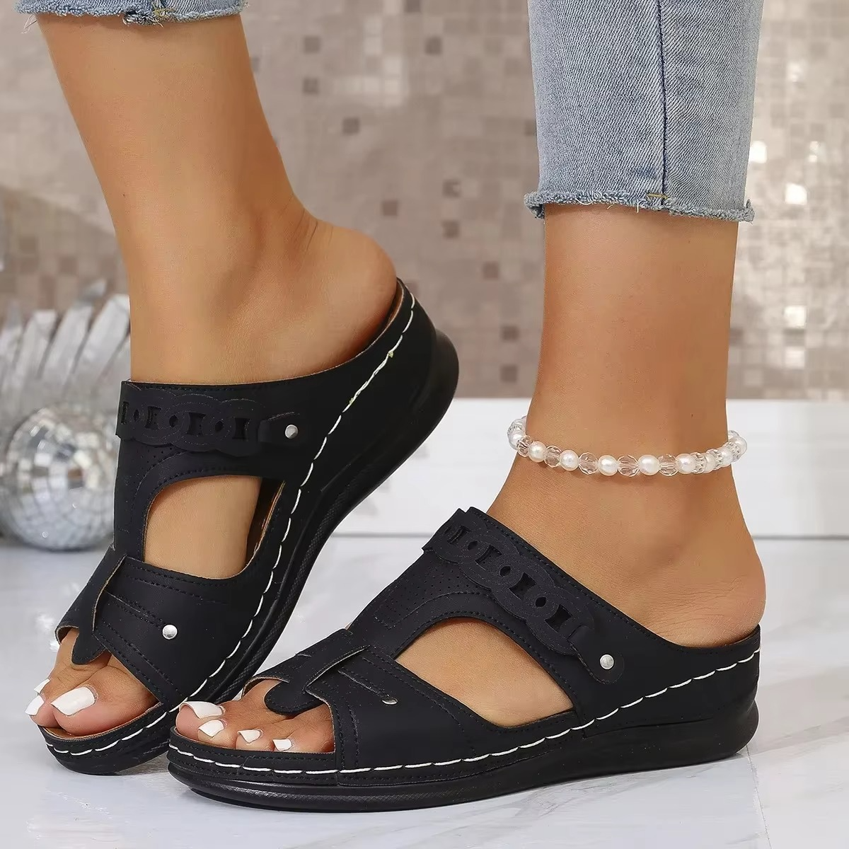 Samira Orthopedic Sandal