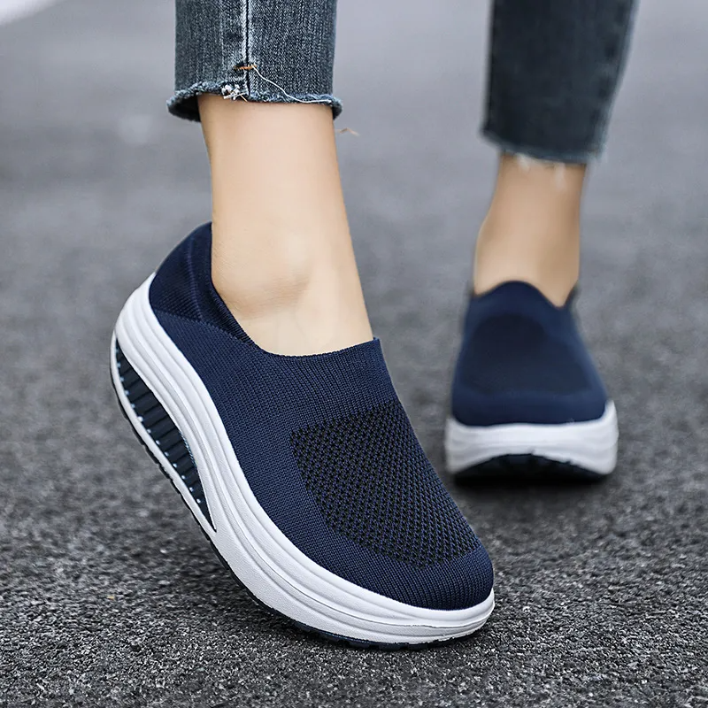 SoftFlex Orthopedic Sneakers