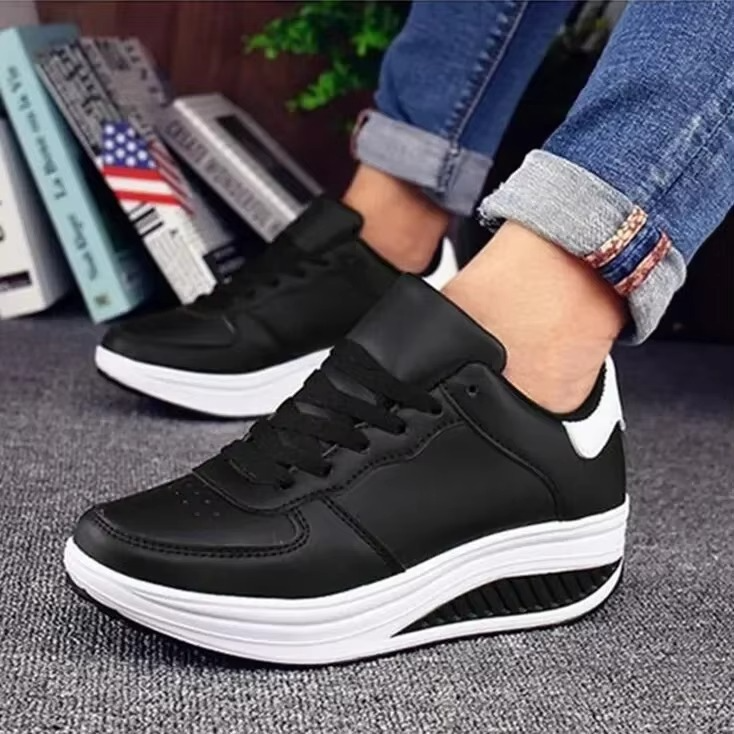 Orthopedic Comfort Line Sneakers