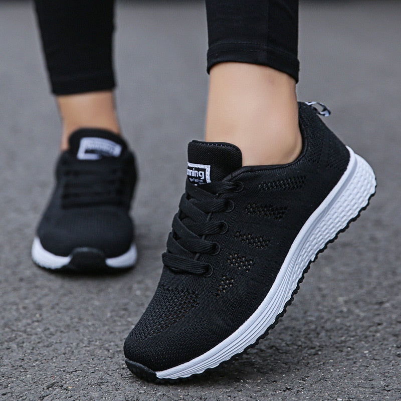 Life Confort Orthopedic Sneakers