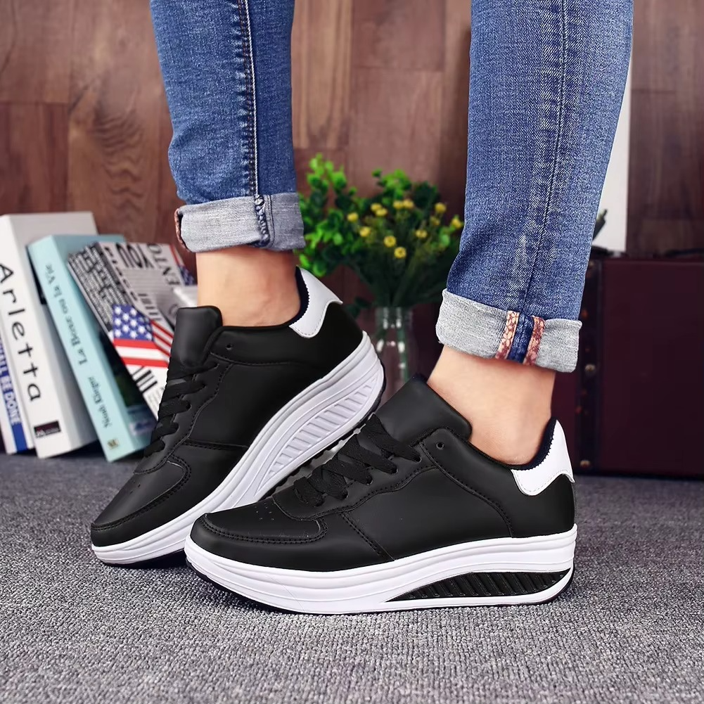 Orthopedic Comfort Line Sneakers
