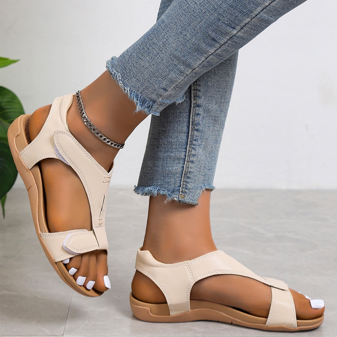 Realeza Orthopedic Sandal