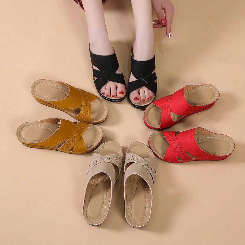 Estela Orthopedic Sandal