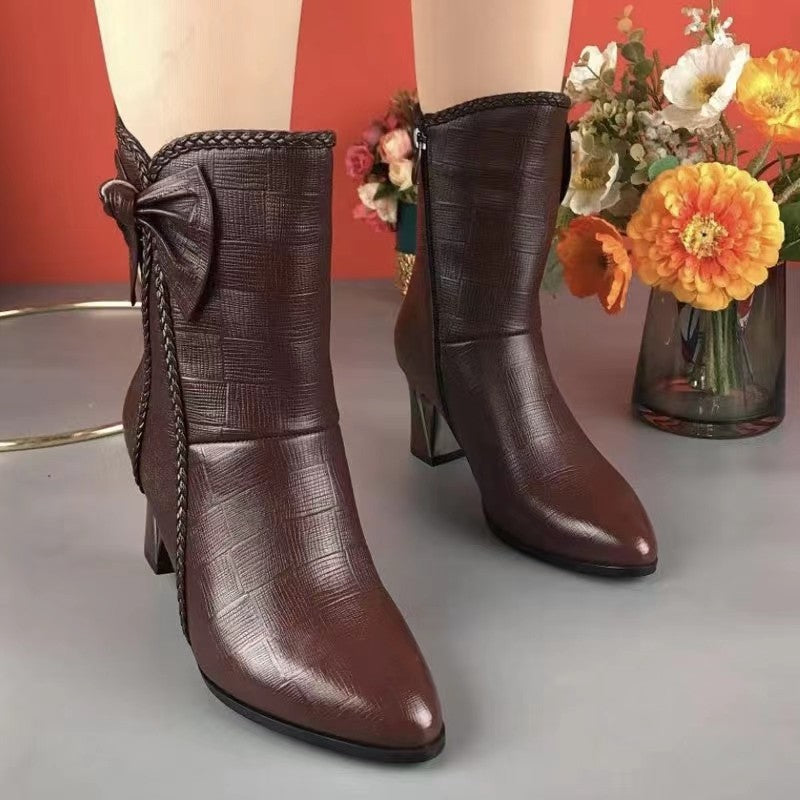 Alinna Orthopedic Boot
