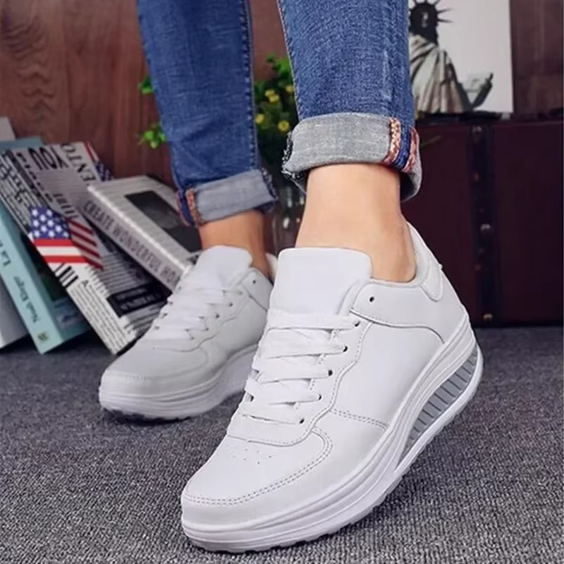Orthopedic Comfort Line Sneakers