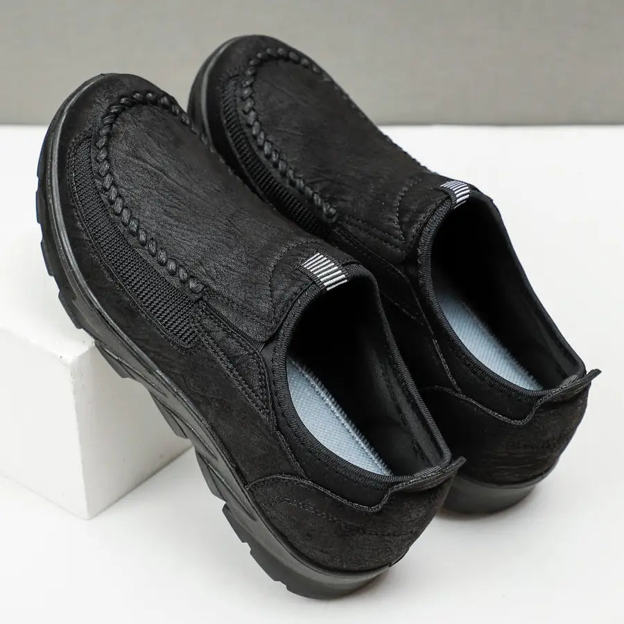 Winston Classic Orthopedic Sneakers