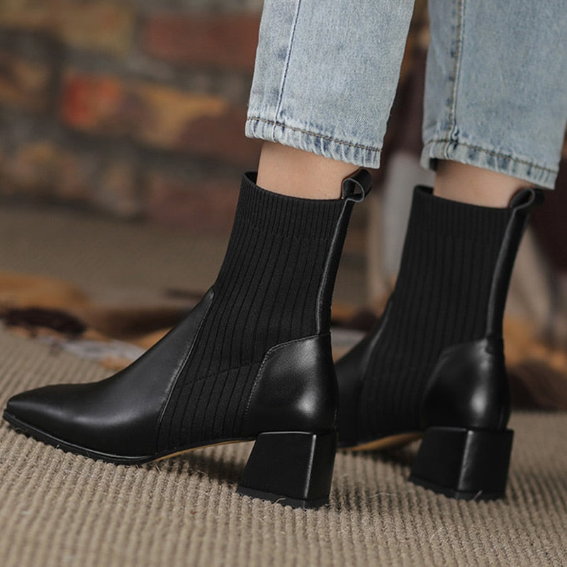 Monique Classic Orthopedic Boot