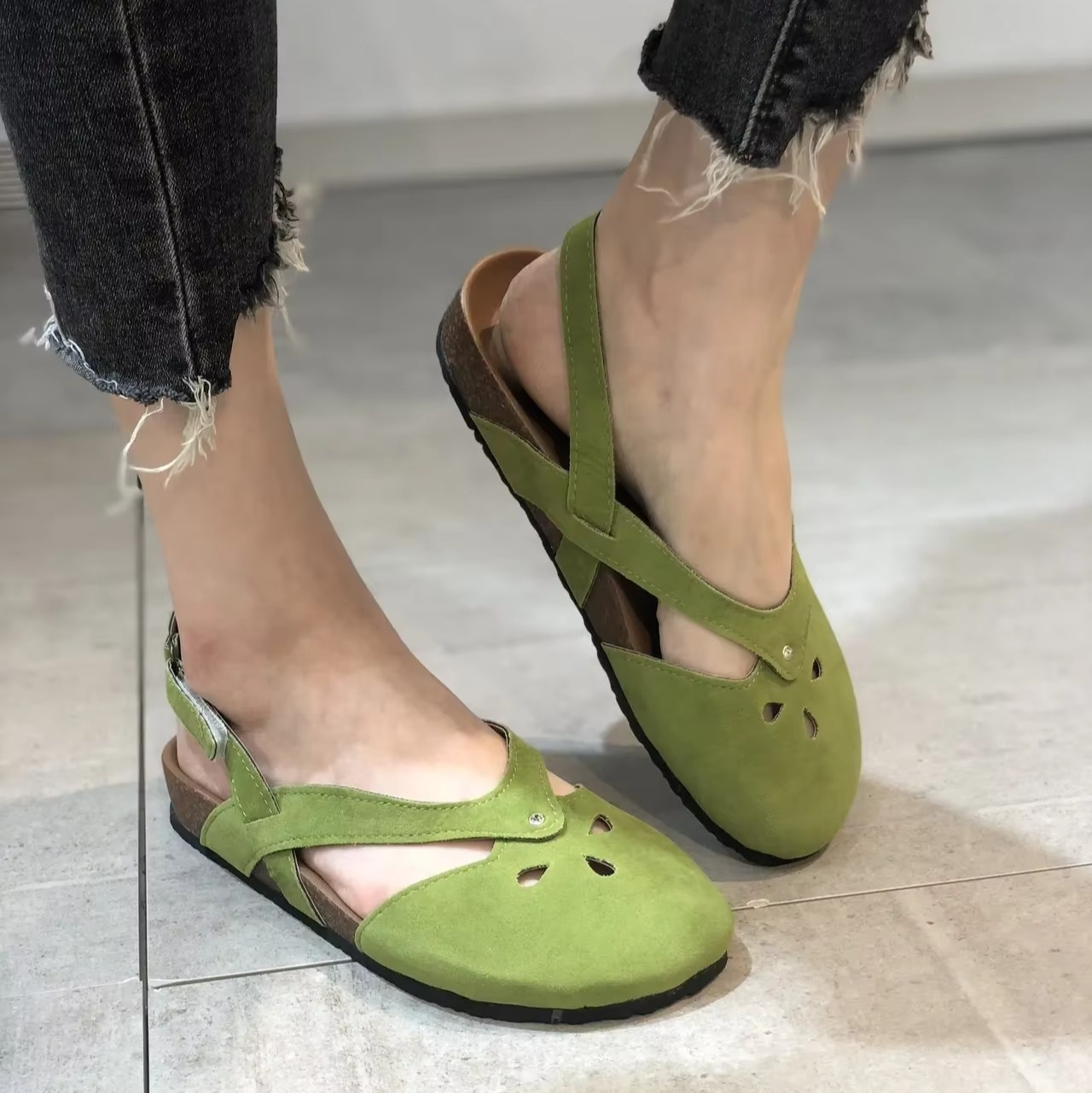 Iza Orthopedic Sandal