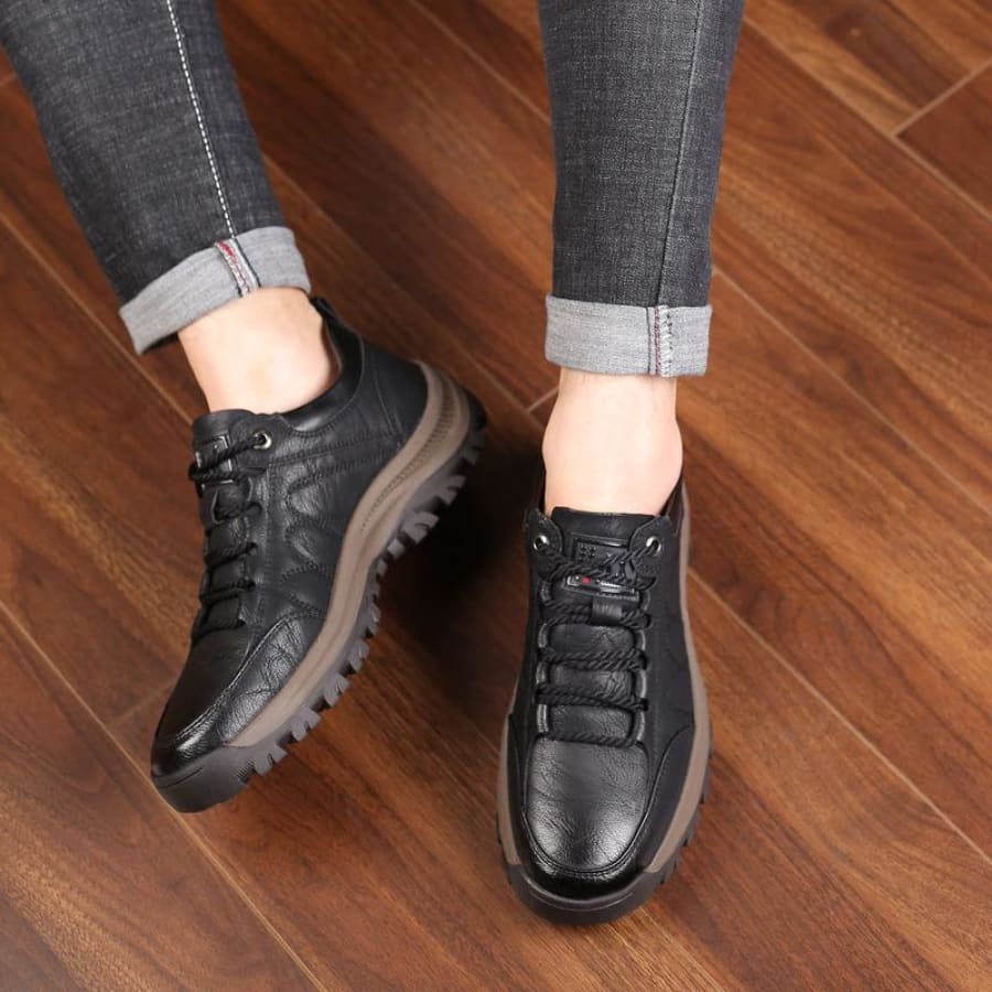 Chronos Orthopedic Sneakers