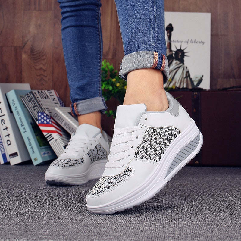 Orthopedic Comfort Line Sneakers
