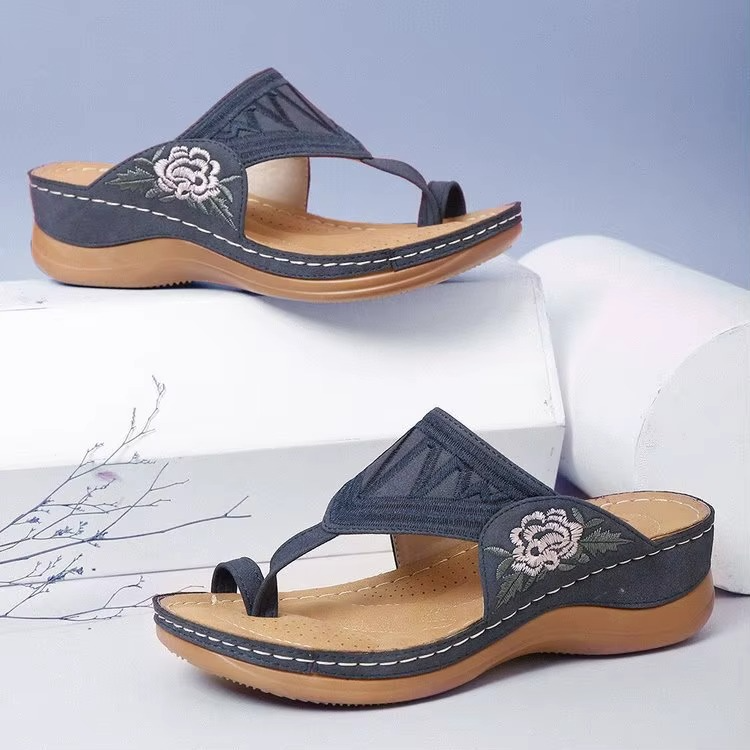 Orthopedic Dutch Clog