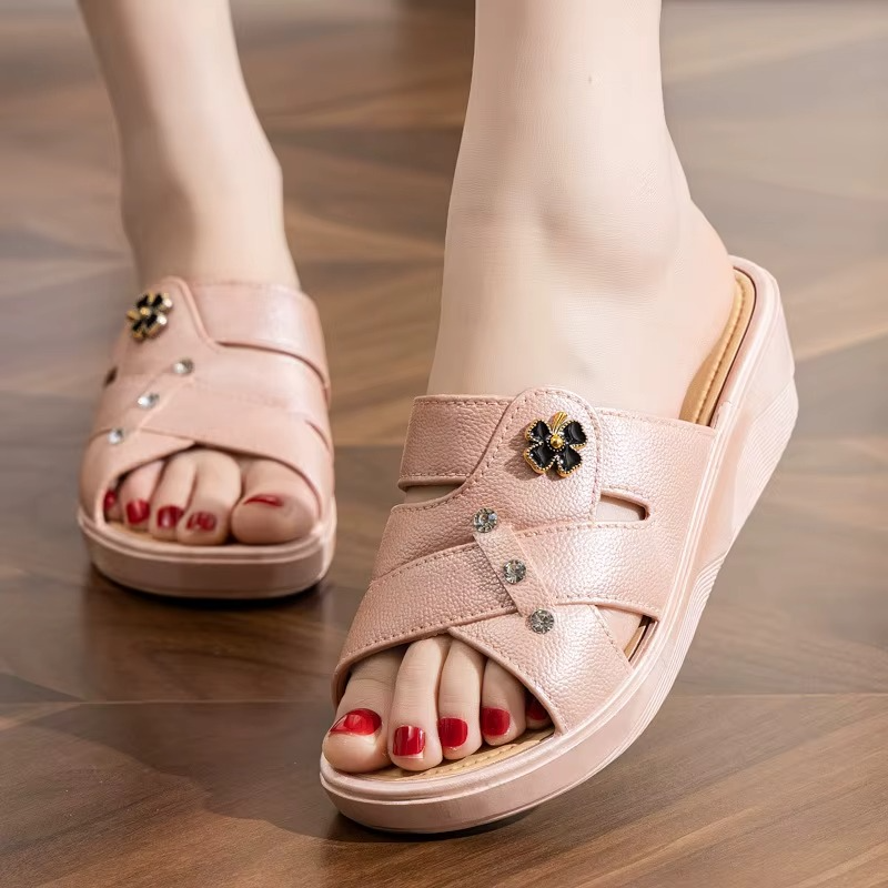 Liora Orthopedic Sandal