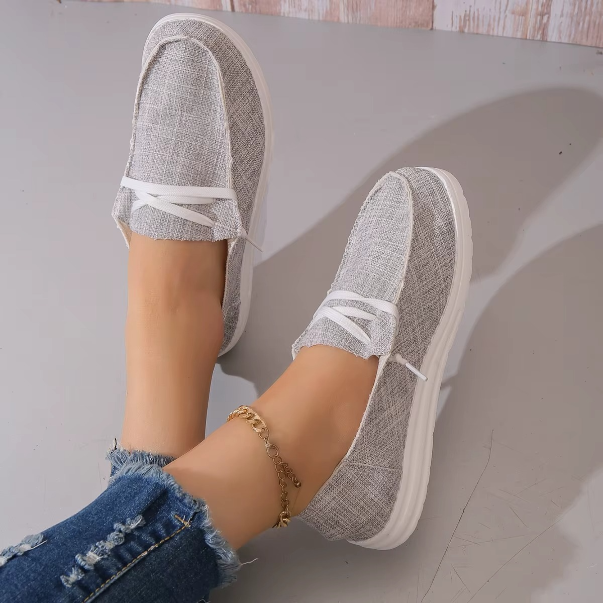 Lya Orthopedic Sneaker