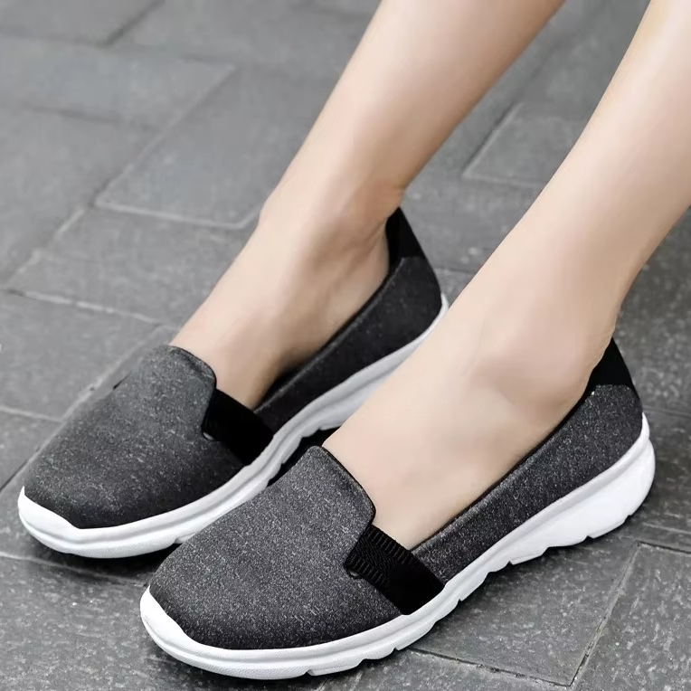 Charming Orthopedic Sneakers