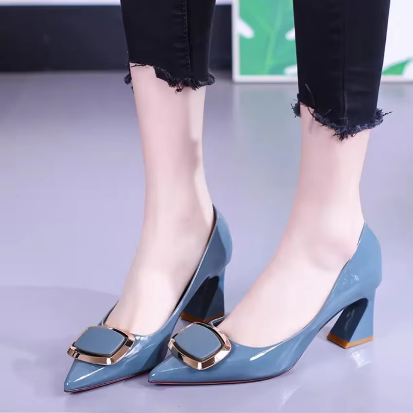 Vitalle Orthopedic High-Heel Shoe