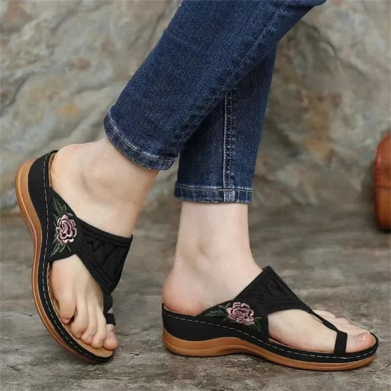Orthopedic Dutch Clog
