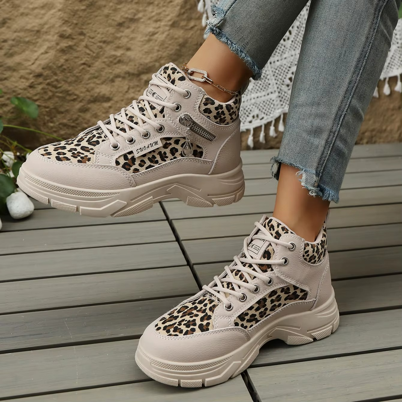 Cheeta Orthopedic Sneakers