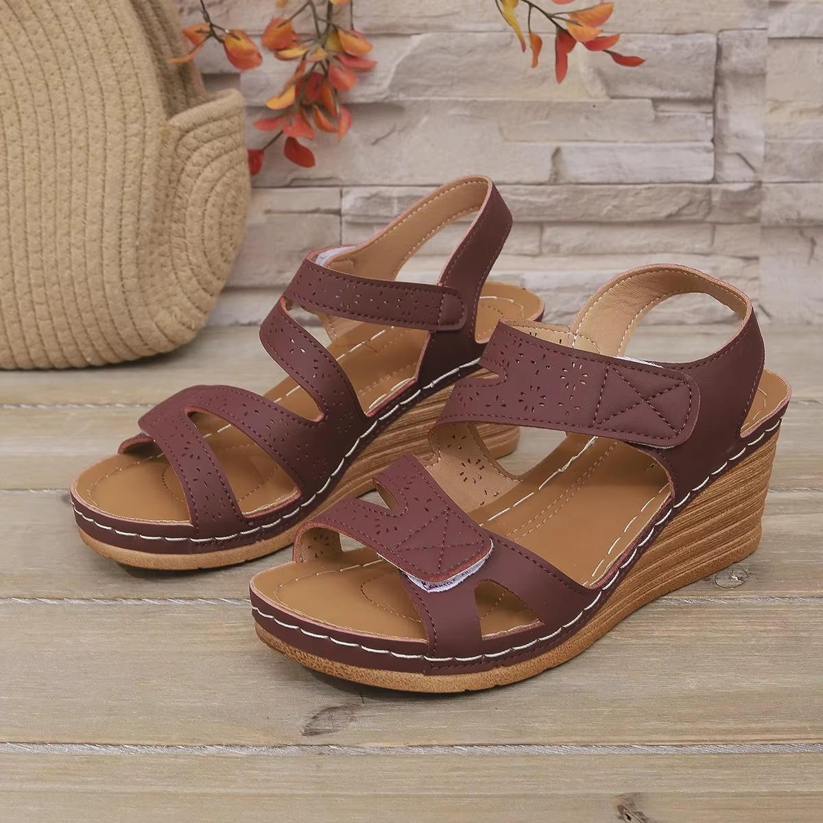 Auria Orthopedic Sandal