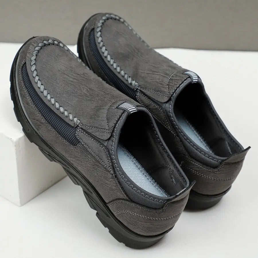 Winston Classic Orthopedic Sneakers