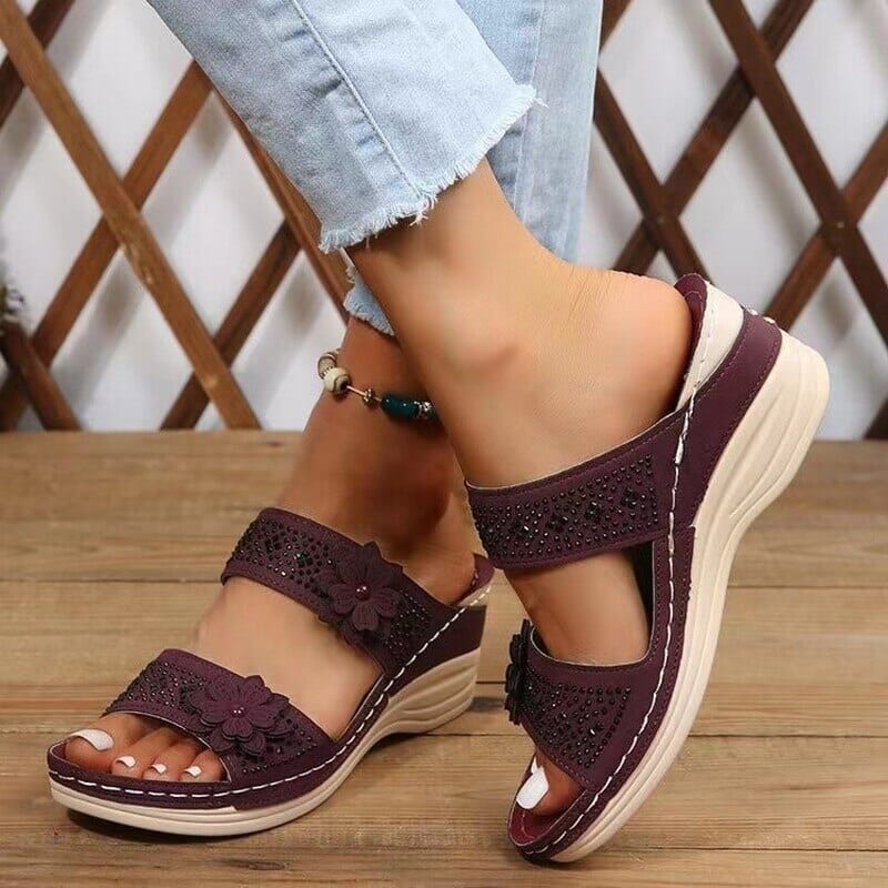 Maia Orthopedic Sandal