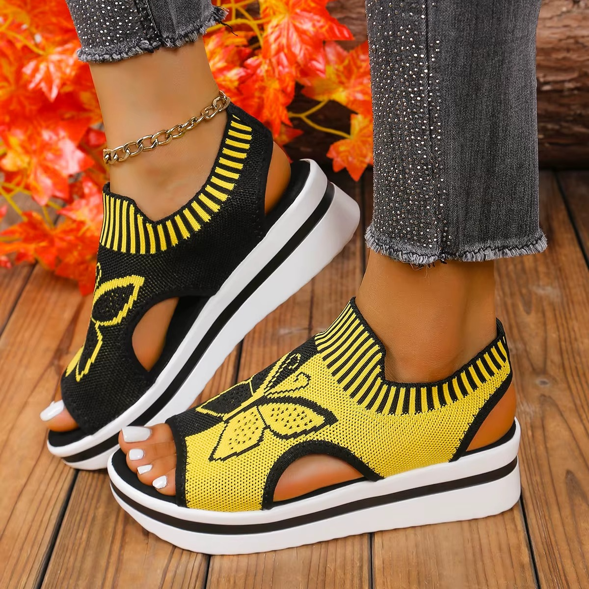 Monarca Orthopedic Sandal