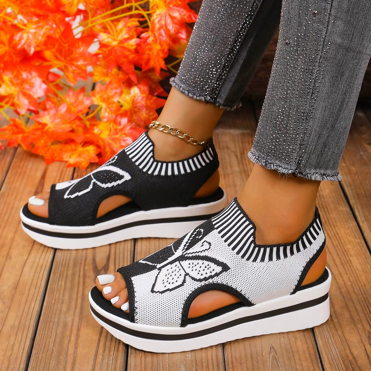 Monarca Orthopedic Sandal