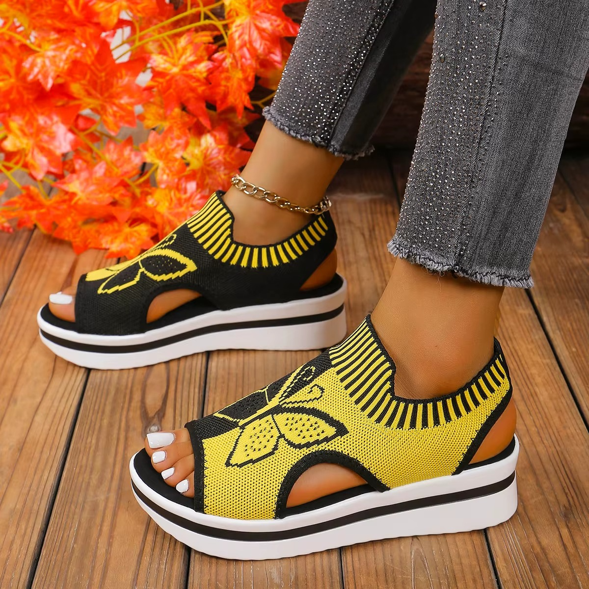 Monarca Orthopedic Sandal