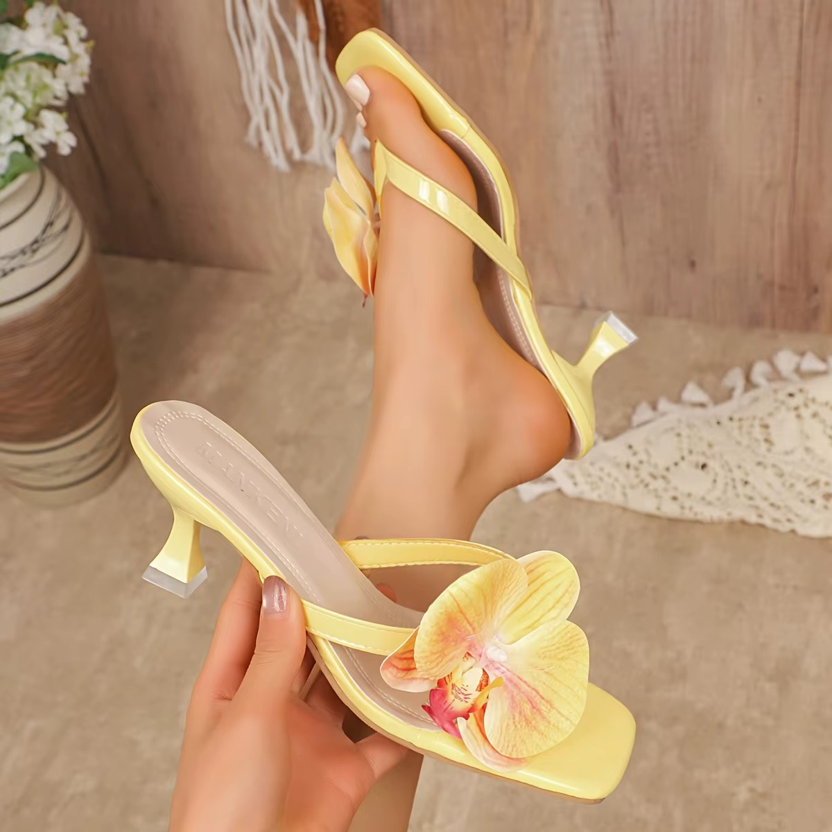 Flora Orthopedic Sandal