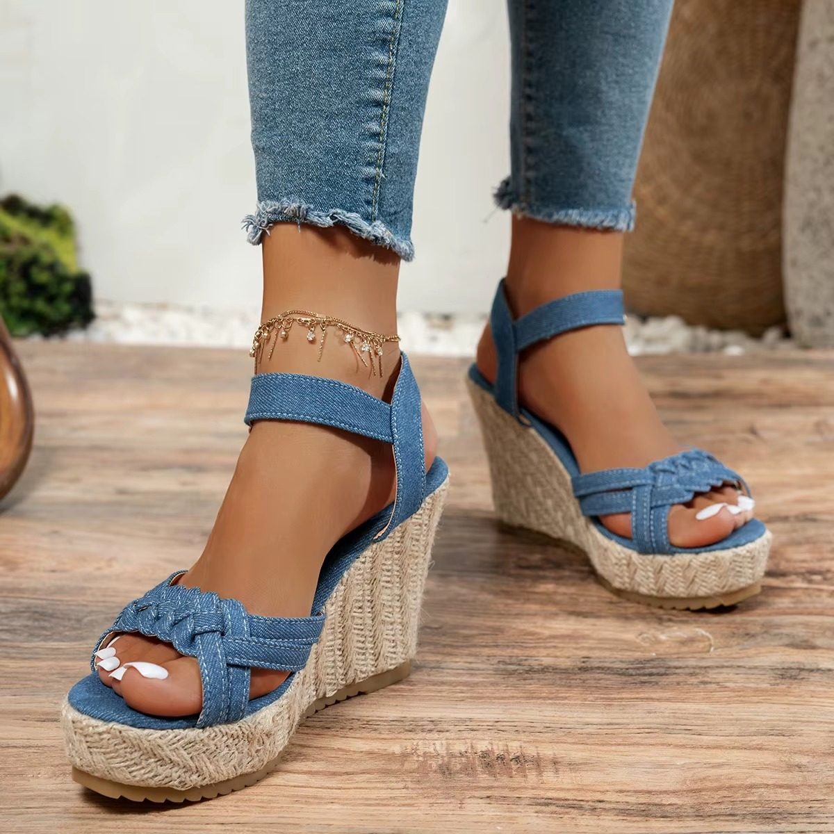 Charlotte Orthopedic Sandal