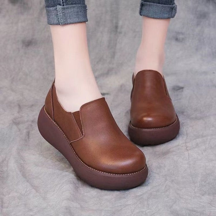Tradition Orthopedic Shoe